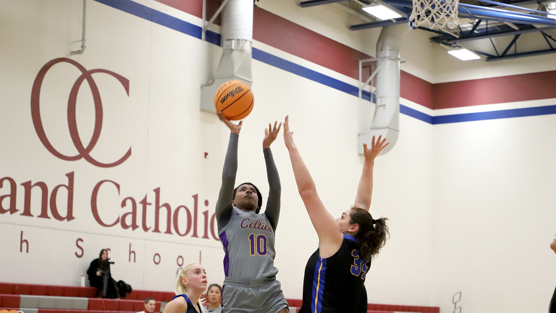 Emari Stinnette scored a career-high 20 points. Archived photo by Robert Cifone.