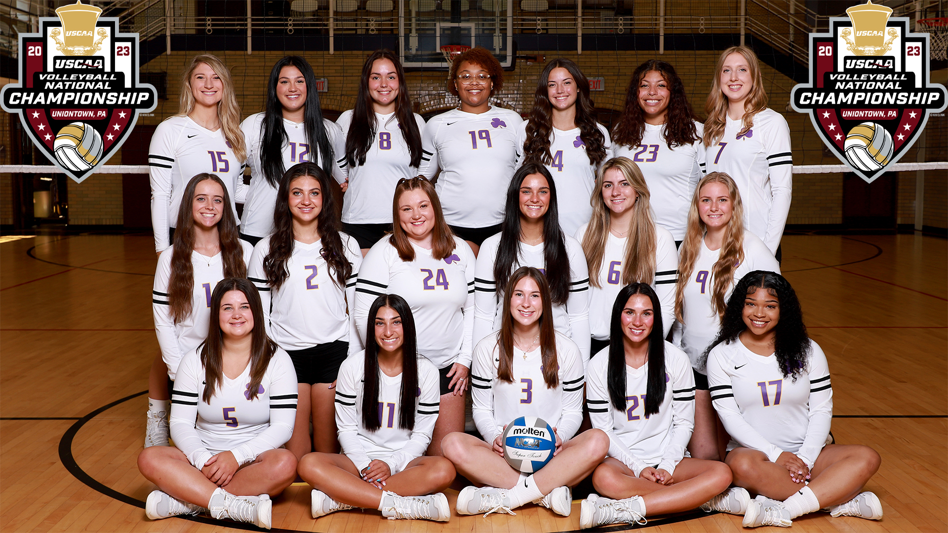 The 2023 women’s volleyball team. Photo by Robert Cifone.